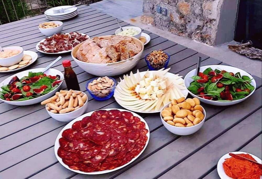 Ca La Dolors Villa Deia Bagian luar foto
