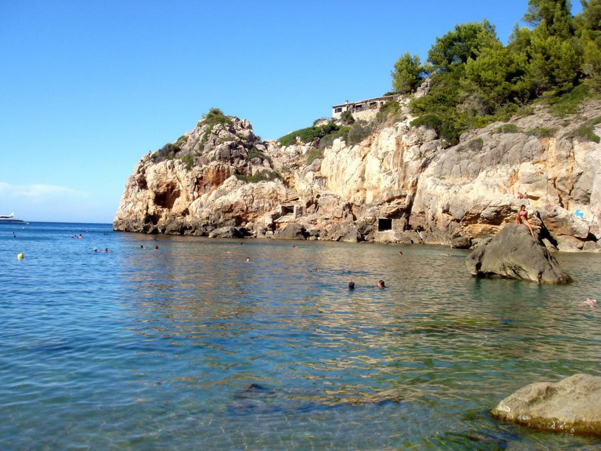 Ca La Dolors Villa Deia Bagian luar foto